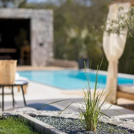 Luna Вилла Zupanje