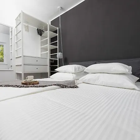 Luna Вилла Zupanje